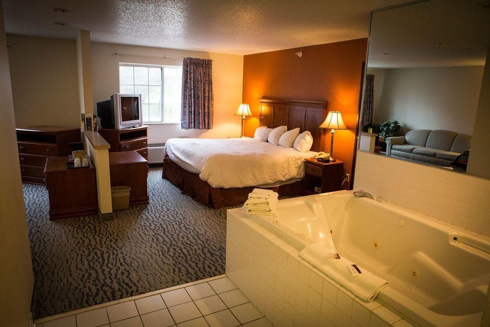Regency Inn&Suites Anoka Exterior foto